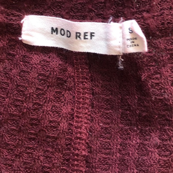 Maroon Waffle knit sweater - Picture 2 of 2